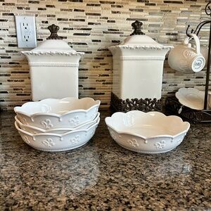 Princess House set of 4 Elegant White Ceramic soup Bowls